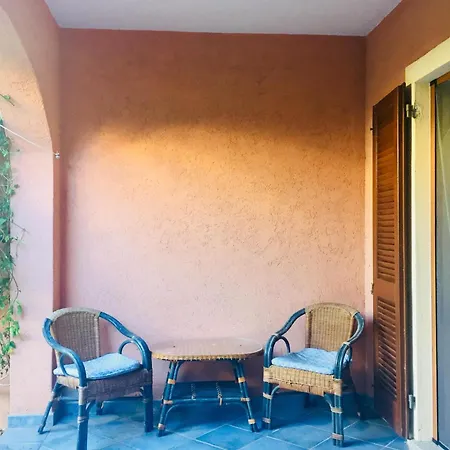 Garden House شقة *